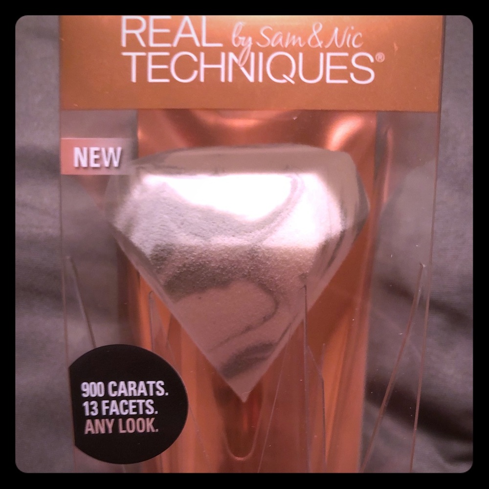 Real techniques diamond beauty sponge